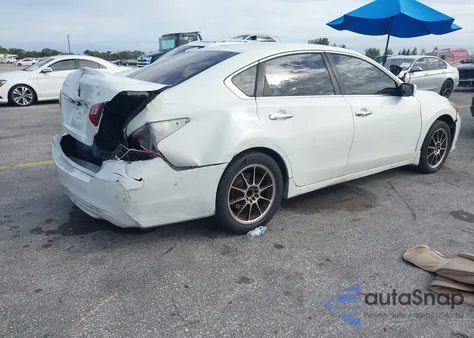 2016 Nissan Altima 2.5 S z USA, uszkodzony, nr VIN 1N4AL3AP6GC199689